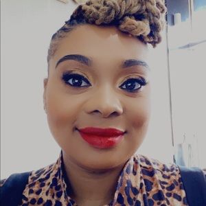 Meet your Posher, Ashton